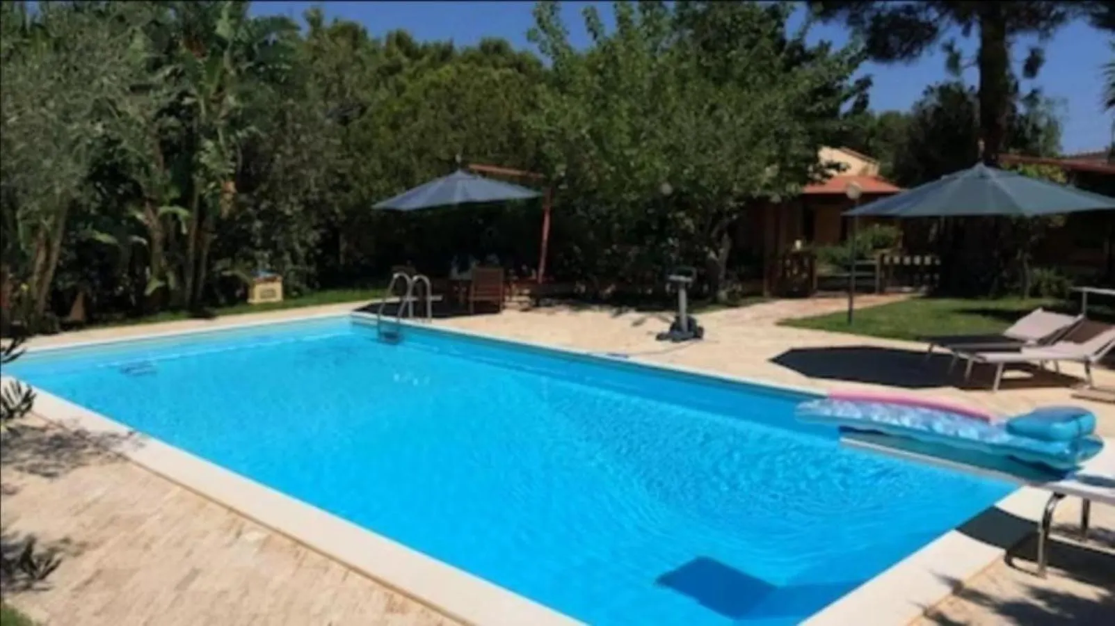 קאסטלמארה דל גולפו Villa Flora 0*, קאסטלמארה דל גולפו איטליה