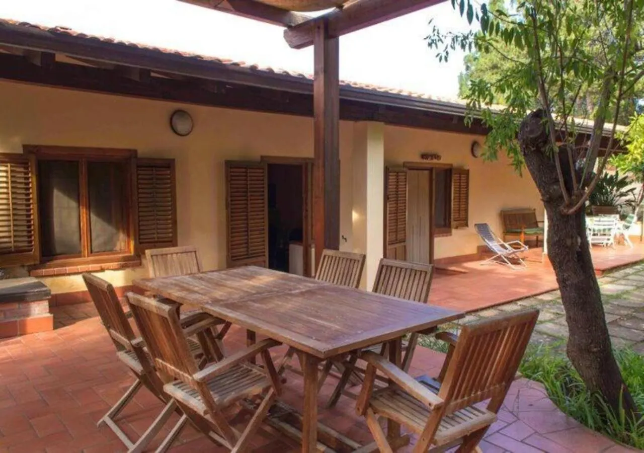 Villa Flora Кастелламмаре-дель-Голфо Италия